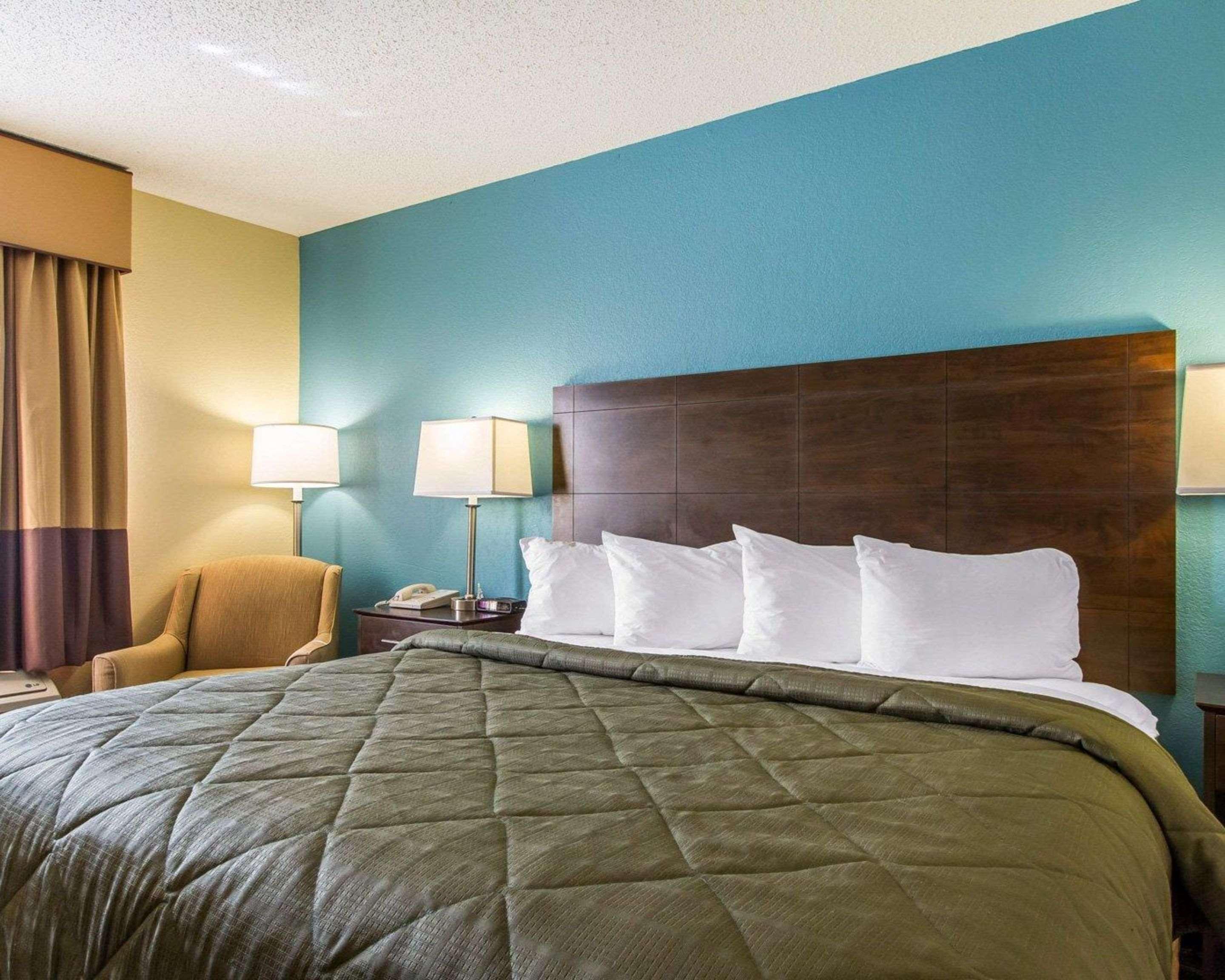 Quality Inn Murray University Area Exteriör bild
