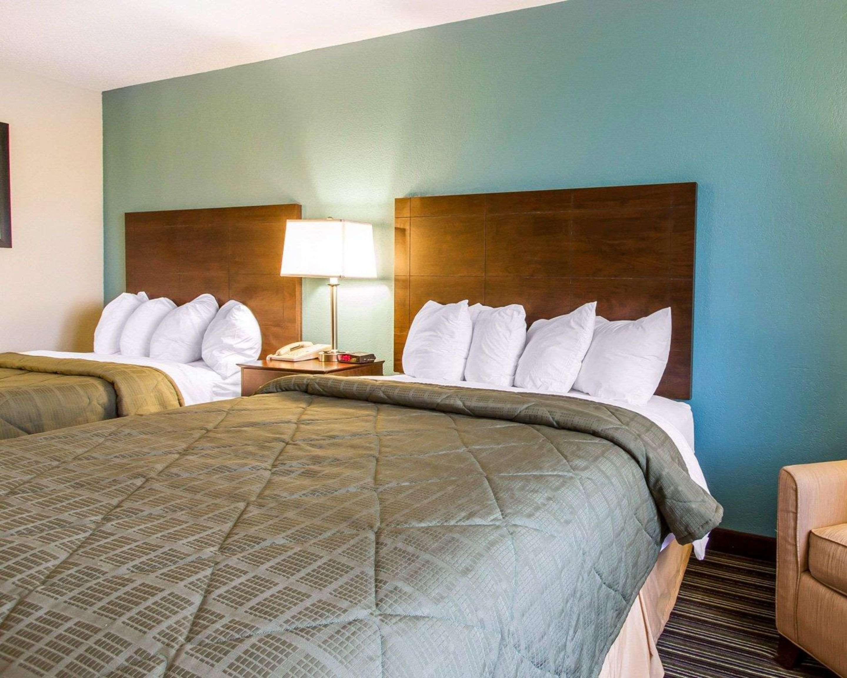 Quality Inn Murray University Area Exteriör bild