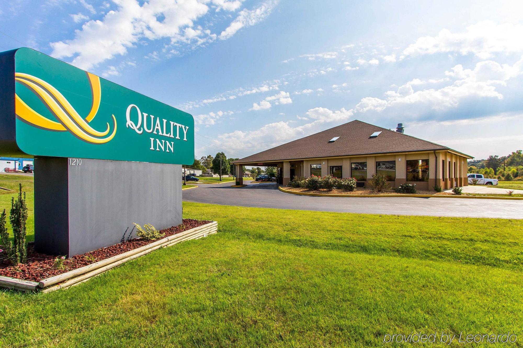 Quality Inn Murray University Area Exteriör bild