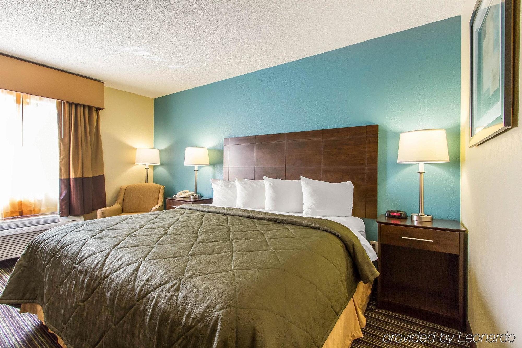 Quality Inn Murray University Area Exteriör bild